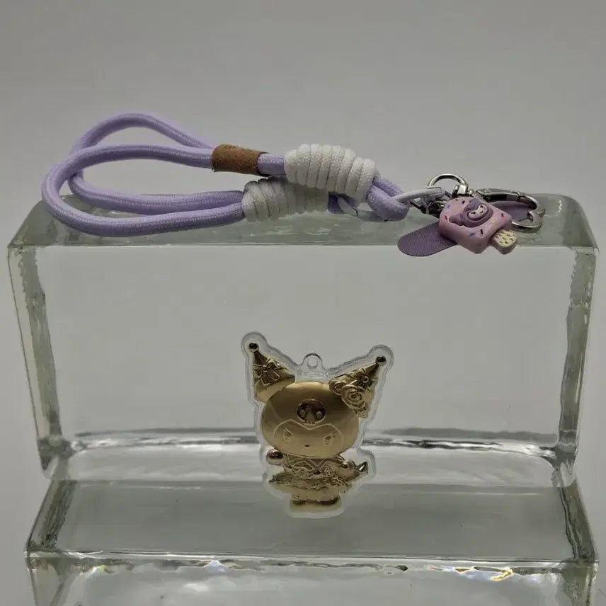 [BUNJANG] Sanrio Kuromi Gold Acrylic Keyring / 산리오 쿠로미 골드 아크릴 키링 금 20mg함유