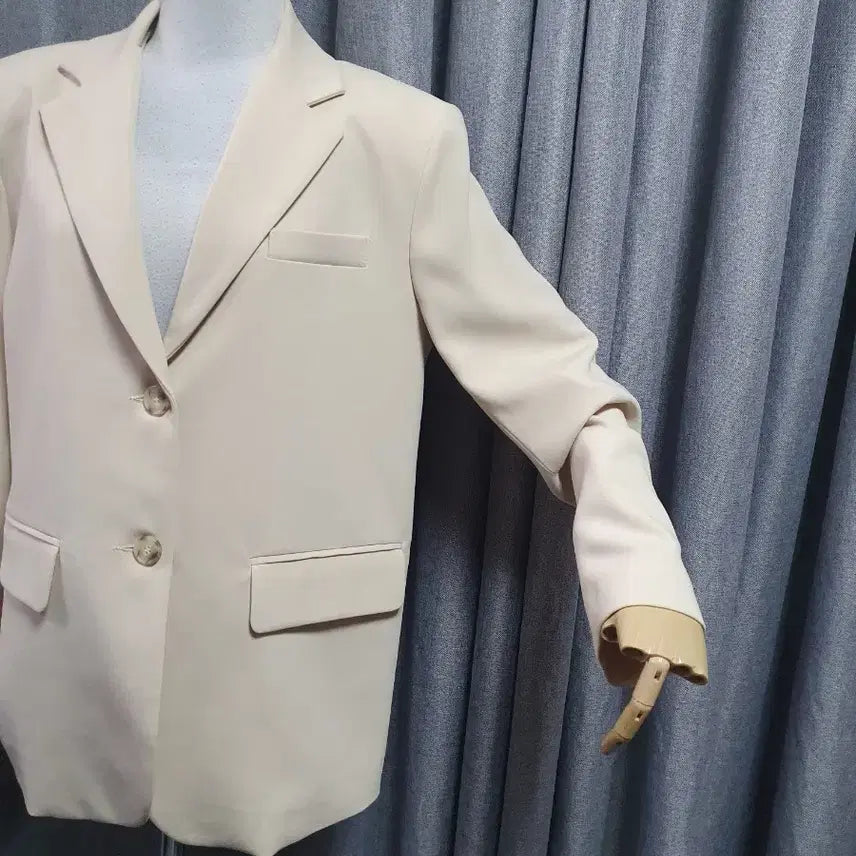 [BUNJANG] Padded Cream Jacket / 패드 크림 고급 자켓