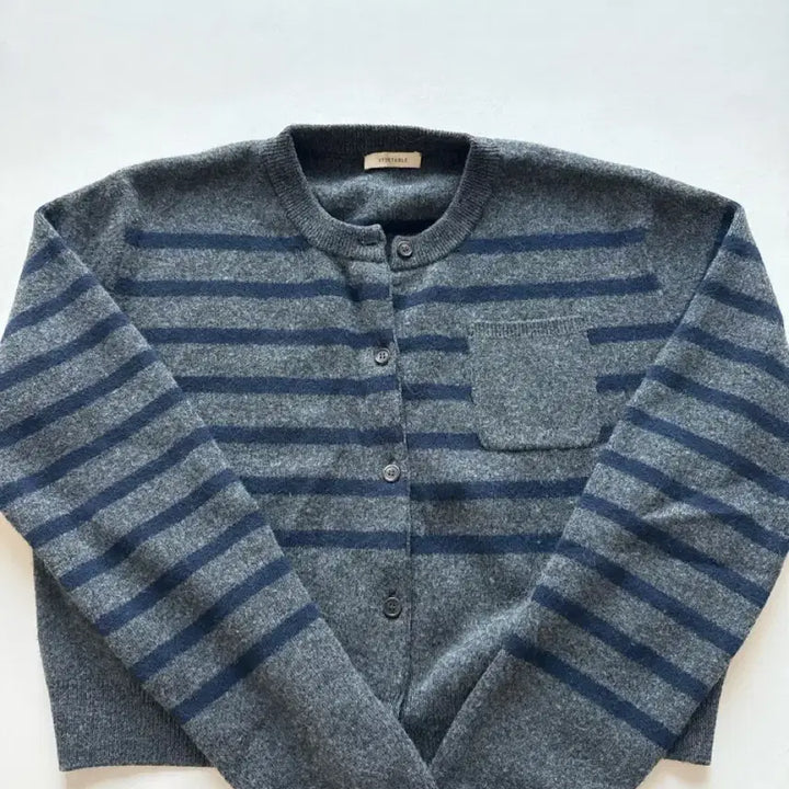 [BUNJANG] VEGETABLE Charcoal Stripe Wool Cardigan / VEGETABLE 베지터블택 차콜 스트라이프 울 가디건