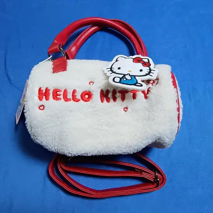 [BUNJANG] Sanrio Hello Kitty Pompom Bag / 산리오 헬로키티 뽀글이 가방