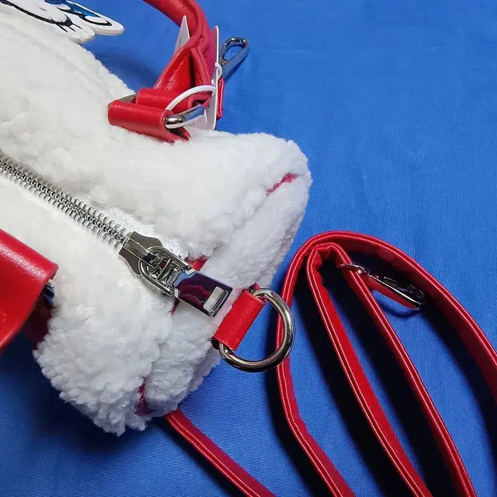 [BUNJANG] Sanrio Hello Kitty Pompom Bag / 산리오 헬로키티 뽀글이 가방