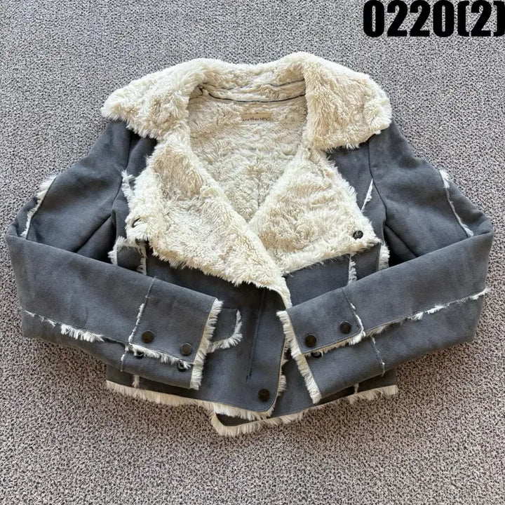 [BUNJANG] Other MAC Gray XS Jacket / anther MAC 무스탕 자켓 그레이 XS