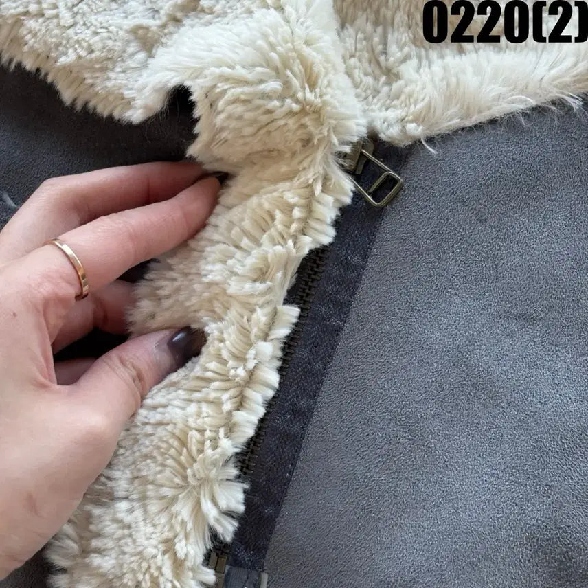 [BUNJANG] Other MAC Gray XS Jacket / anther MAC 무스탕 자켓 그레이 XS