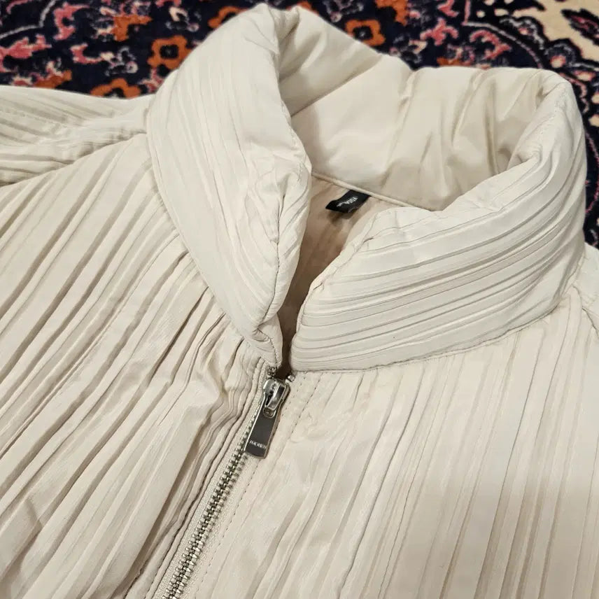 [BUNJANG] YOITS 24FW Pleated Layered Jacket / 요이츠 24fw 플리츠 레이어드 자켓