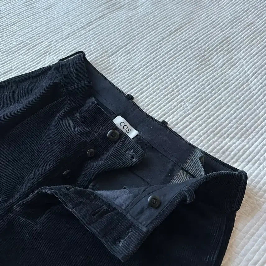 [BUNJANG] Cos Corduroy Pants / Cos 코스 코듀로이 팬츠