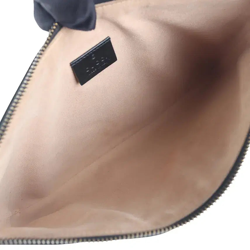 [SOLD OUT] 구찌 525541 GG 마몽 마틀라쎄 쉐브론 퀼팅 클러치백 36671Y