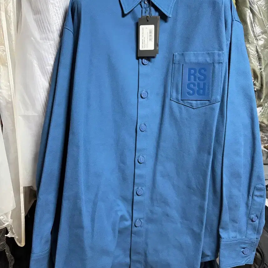 [BUNJANG] Raf Simons Logo Patch Oversized Denim Shirt / 라프시몬스 로고 패치 오버사이즈 데님 셔츠