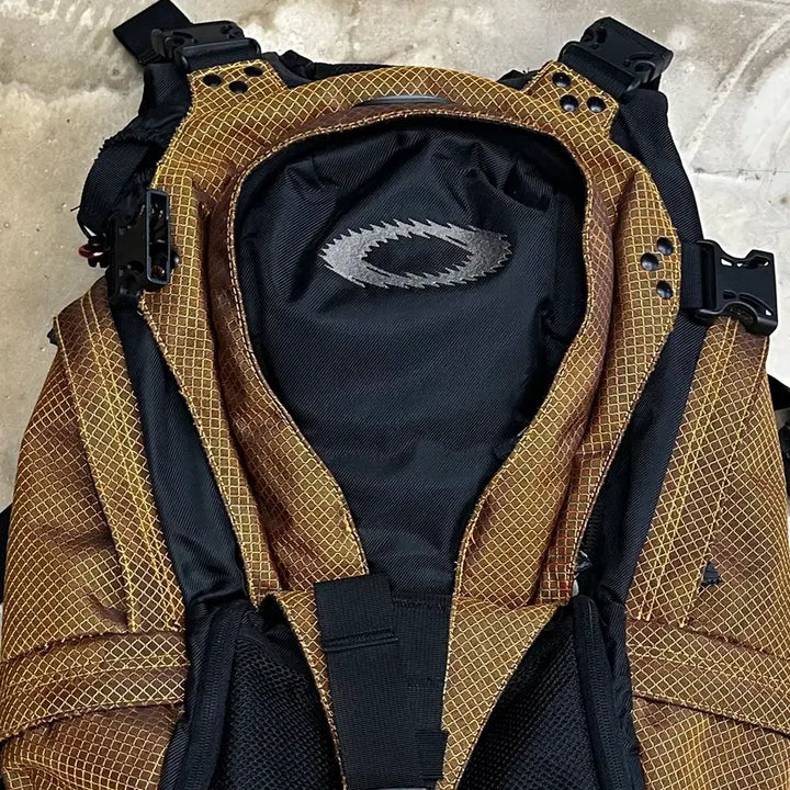 [BUNJANG] OS Oakley Yellow Snow Backpack / OS 오클리 옐로우 스노우 백팩