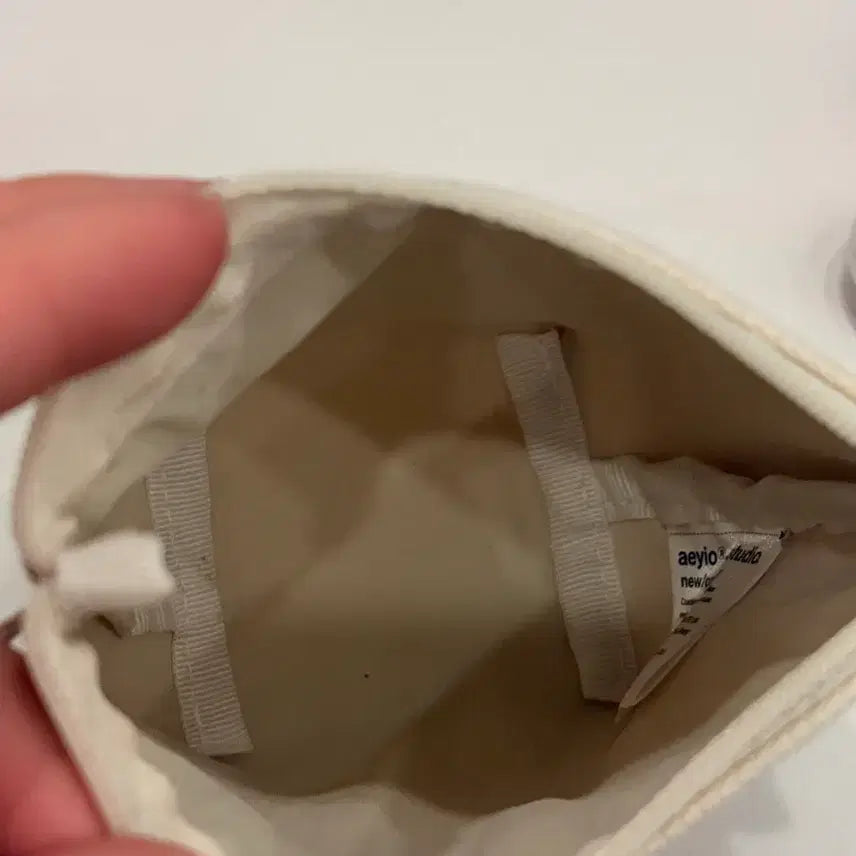 [BUNJANG] AEOU Mini Pouch / 아에이오우 미니 파우치