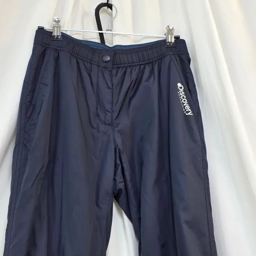 [BUNJANG] Discovery Navy Windbreaker Pants / 디스커버리 네이비 배색 바람막이 바지