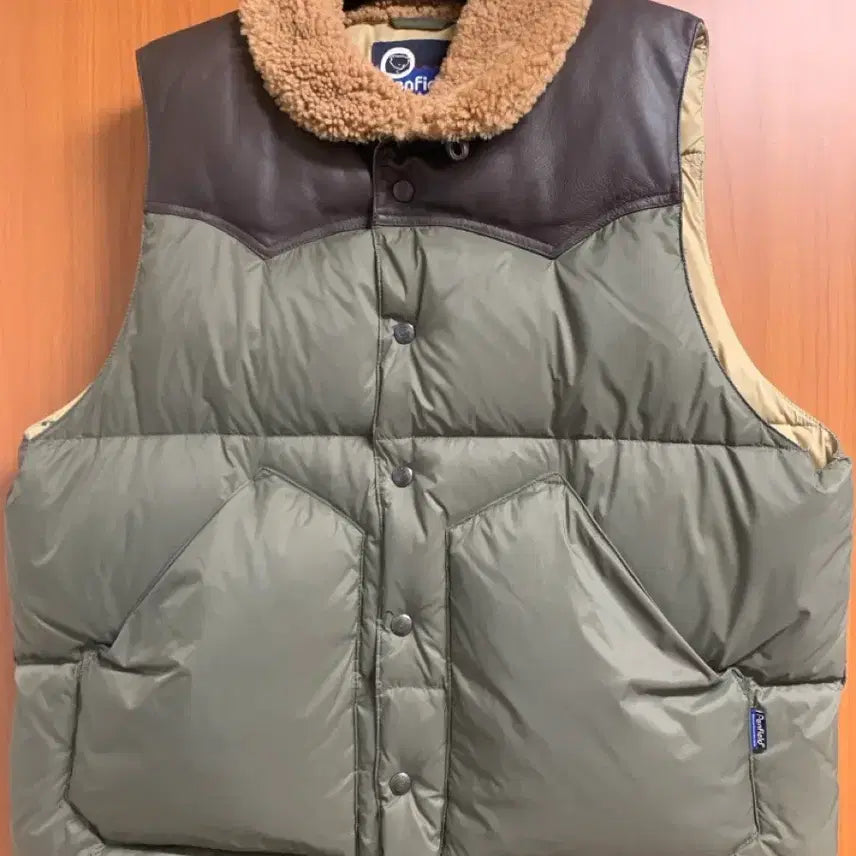 [BUNJANG] Penfield Rockland Vest M Size / 펜필드 락울 베스트