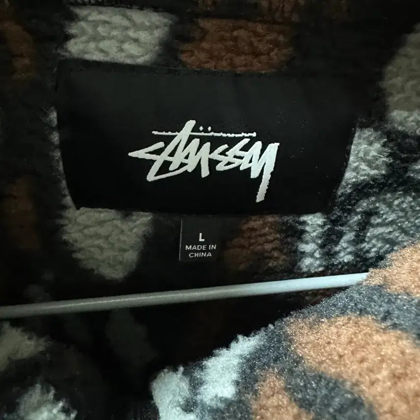 [BUNJANG] Stussy Tri-bak L Size / [L]스투시 트리바크