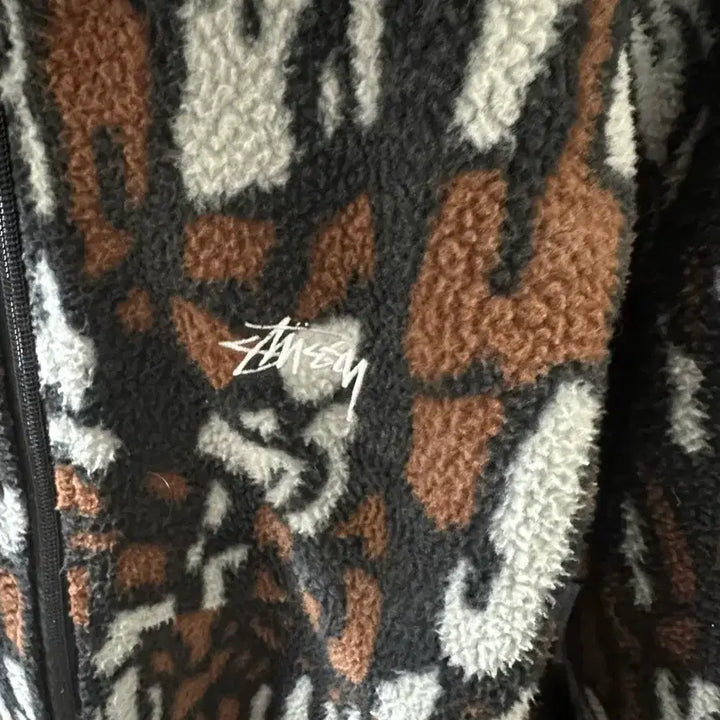 [BUNJANG] Stussy Tri-bak L Size / [L]스투시 트리바크