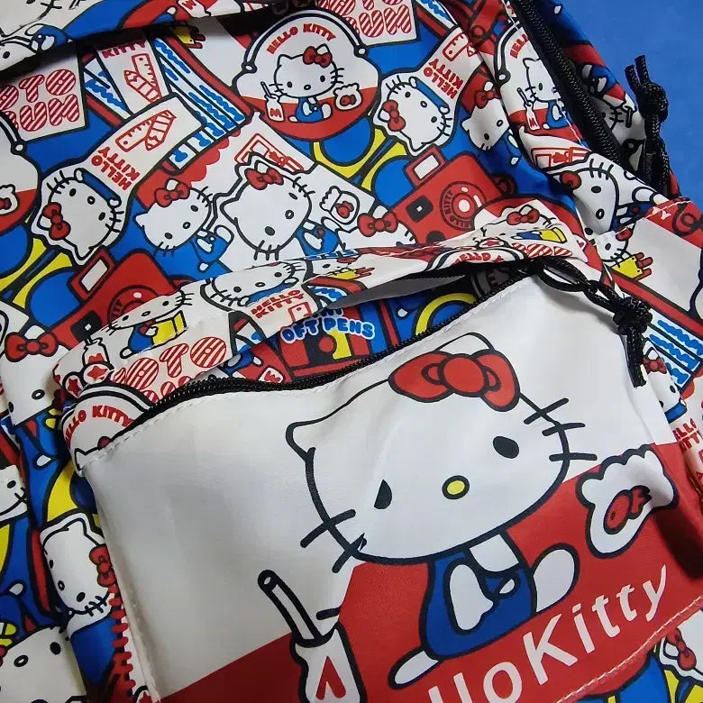 [BUNJANG] Sanrio Hello Kitty Character Print Backpack / 산리오 헬로키티 캐릭터 프린트 백팩