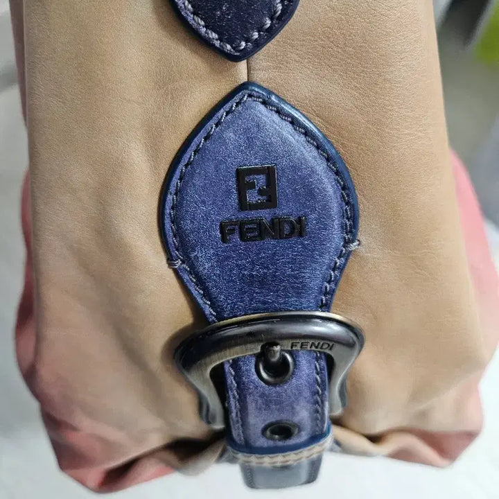 [BUNJANG] Fendi Hobo Shoulder Bag / 정품) 펜디 멀티컬러 호보 숄더백 판매합니다 (희귀매물)