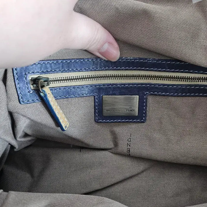 [BUNJANG] Fendi Hobo Shoulder Bag / 정품) 펜디 멀티컬러 호보 숄더백 판매합니다 (희귀매물)