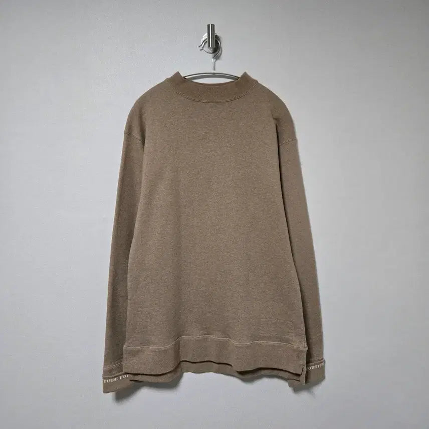 [BUNJANG] Maison Mihara Yasuhiro Cotton Turtleneck Sweatshirt / 메종미하라야스히로 코튼 터틀넥 맨투맨 / 남성 맨투맨 / 남자 맨투맨