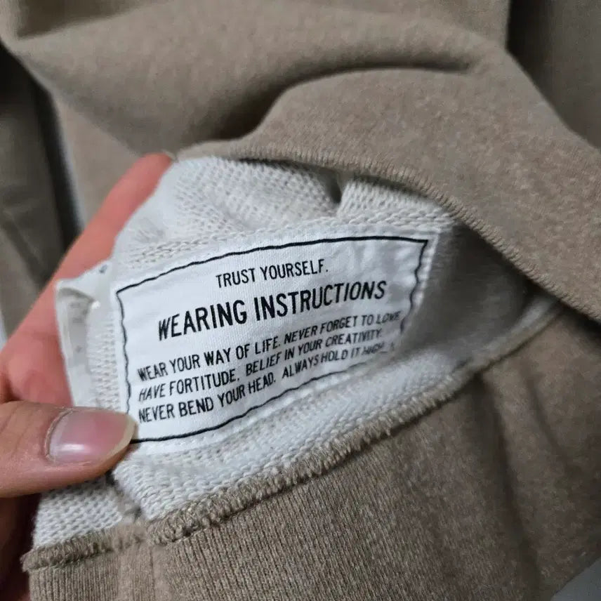 [BUNJANG] Maison Mihara Yasuhiro Cotton Turtleneck Sweatshirt / 메종미하라야스히로 코튼 터틀넥 맨투맨 / 남성 맨투맨 / 남자 맨투맨