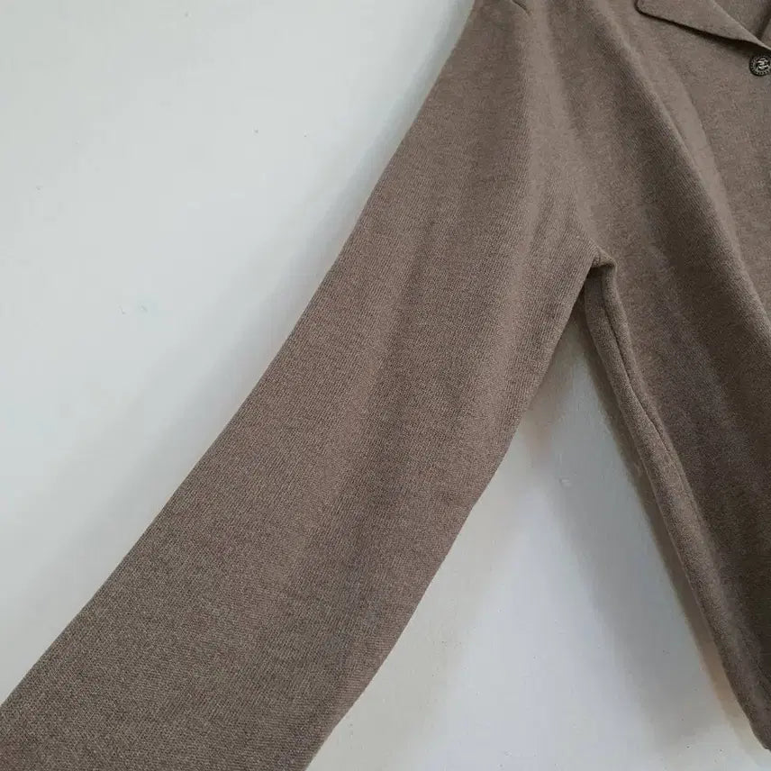 [SOLD OUT] 브리엘 여성 24년 브라운 카라 가디건 66