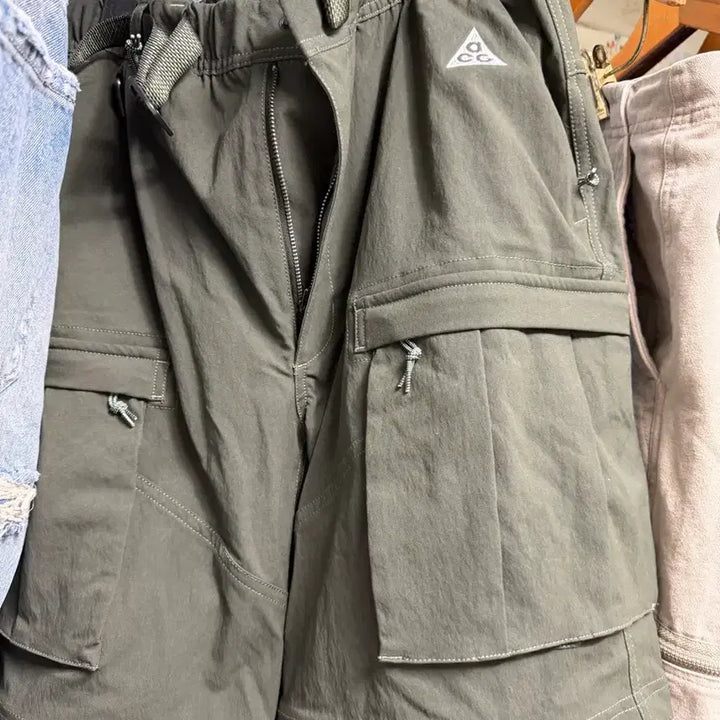 [BUNJANG] Nike ACG Smith Summit Cargo Pants Sequoia Medium Olive / 나이키 ACG 스미스 서밋 카고 팬츠 세퀘이아 미디움 올리브 - US/E