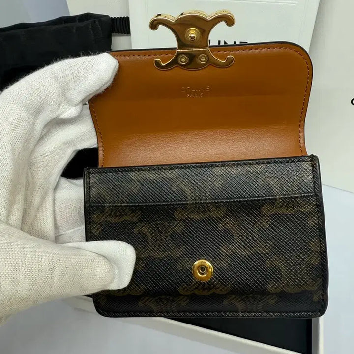 [BUNJANG] Celine Triomphe Card Wallet Brown Full Package / [S급/정품]셀린느 트리오페 카드지갑 브라운 풀박스