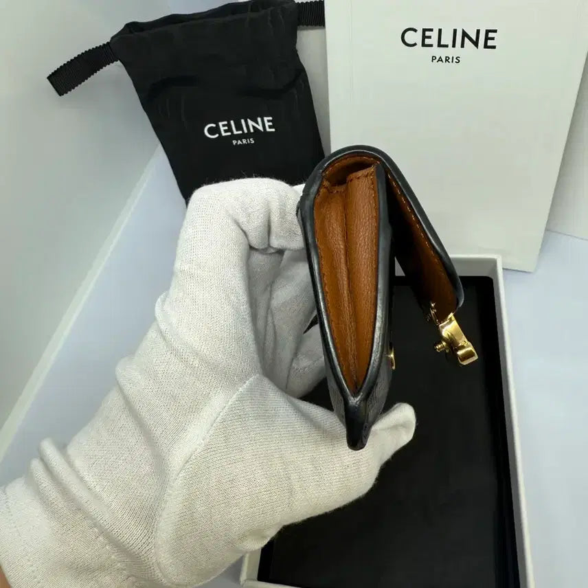 [BUNJANG] Celine Triomphe Card Wallet Brown Full Package / [S급/정품]셀린느 트리오페 카드지갑 브라운 풀박스
