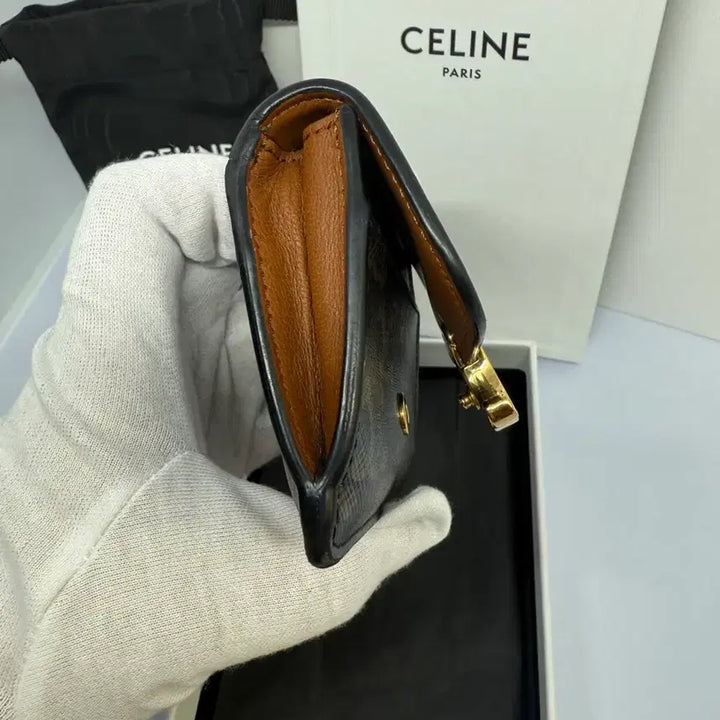 [BUNJANG] Celine Triomphe Card Wallet Brown Full Package / [S급/정품]셀린느 트리오페 카드지갑 브라운 풀박스
