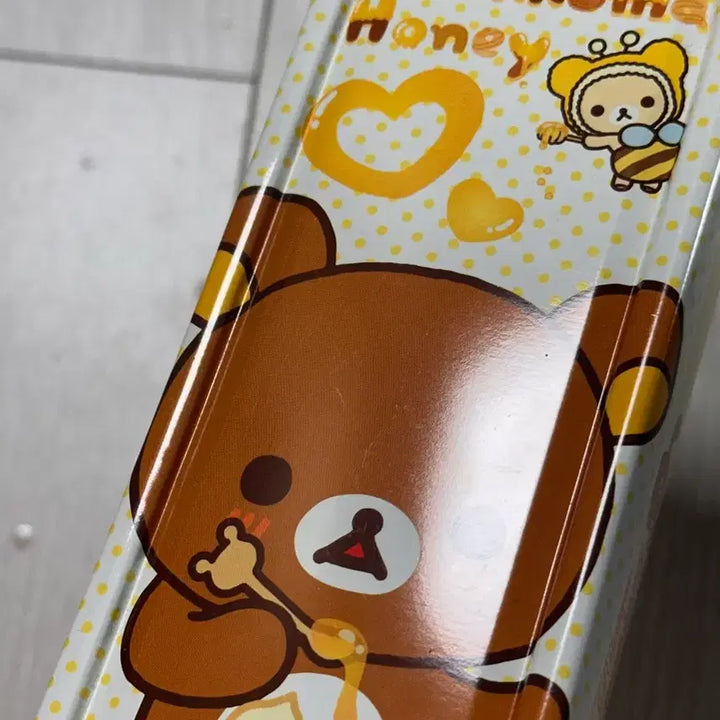 [BUNJANG] Rilakkuma Twin Lock Pencil Case / 리락쿠마 철제 필통 트윈락필통