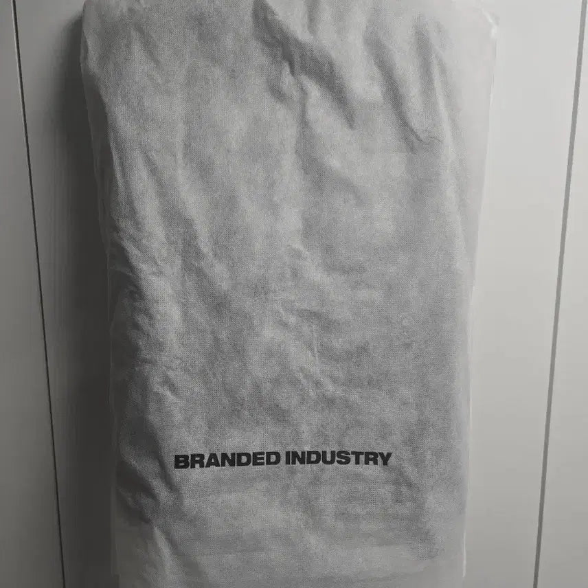 [BUNJANG] Branded Shirring Hooded Bomber Jacket / 브랜디드 셔링 후드 봄버 자켓
