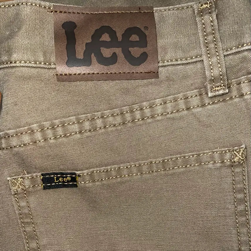 [BUNJANG] Lee Relaxed Straight Jeans Brown 32x32 / Lee 릴렉스드 스트레이트 청바지 브라운 32x32