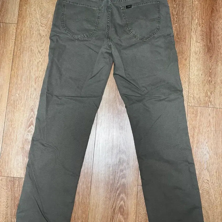 [BUNJANG] Lee Relaxed Straight Jeans Brown 32x32 / Lee 릴렉스드 스트레이트 청바지 브라운 32x32