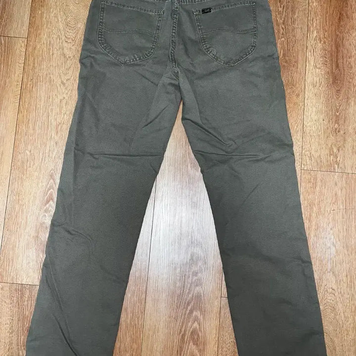 [BUNJANG] Lee Relaxed Straight Jeans Brown 32x32 / Lee 릴렉스드 스트레이트 청바지 브라운 32x32