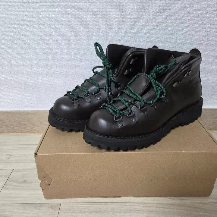 [BUNJANG] Danner Mountain Light 255 Boots / 대너 마운틴 라이트 255