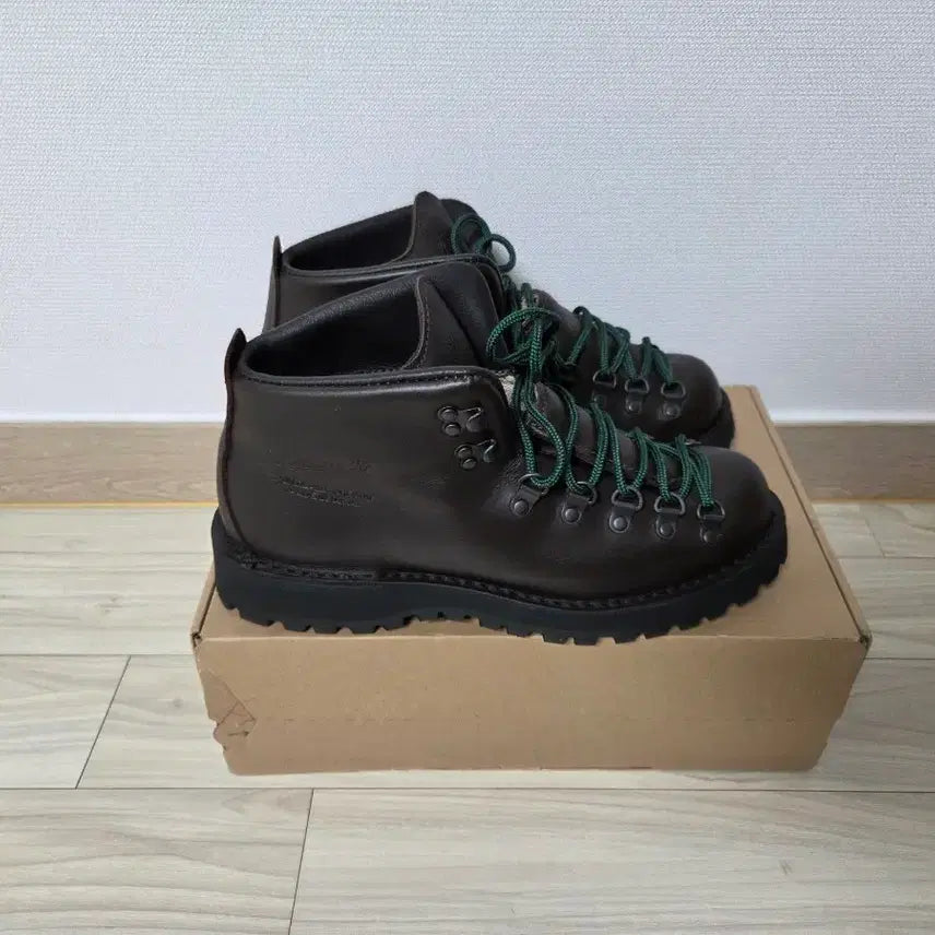 [BUNJANG] Danner Mountain Light 255 Boots / 대너 마운틴 라이트 255
