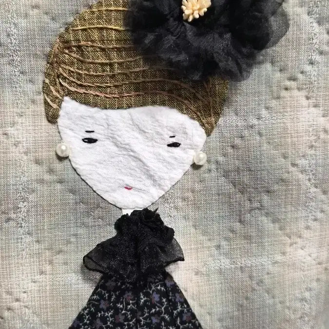 [SOLD OUT] 퀼팅 자수 여성 가방 앤틱 스타일