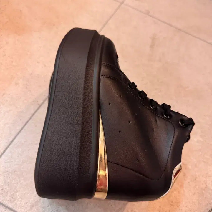 [BUNJANG] Women's Height-Increasing Sneakers 225 / <거의새제품> 총2족 여성 키높이 운동화 스니커즈 225