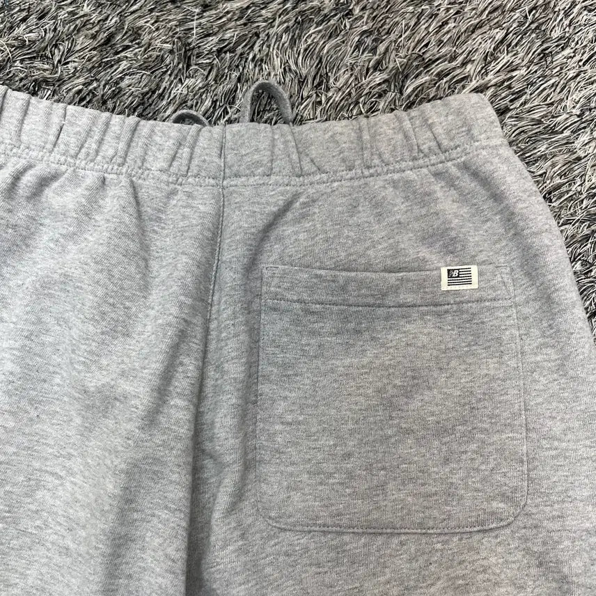 [BUNJANG] New Balance Training Pants (Size M) / 뉴발란스 트레이닝 팬츠 80(M)
