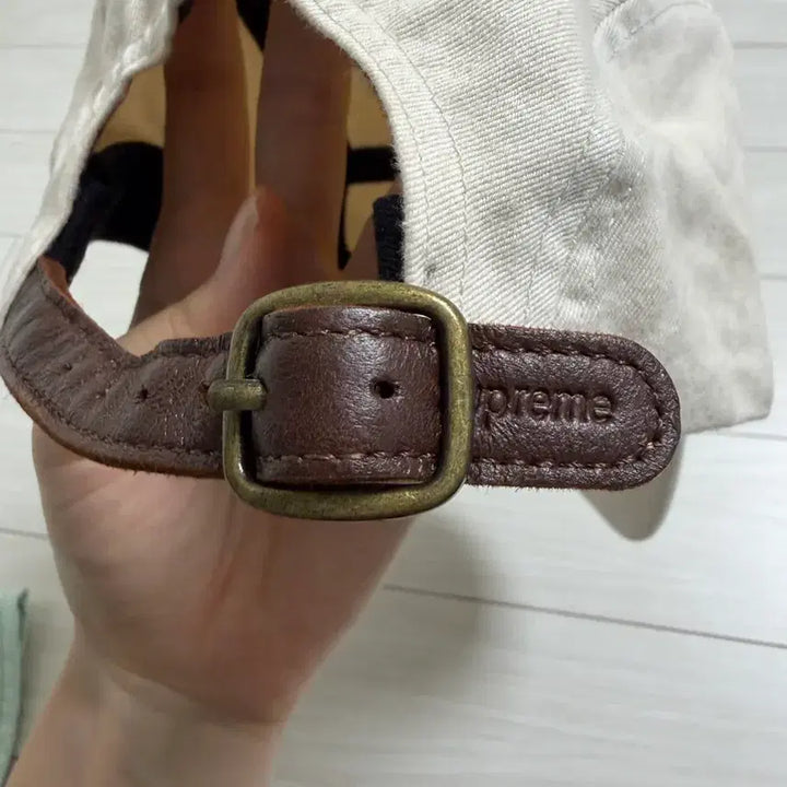 [SOLD OUT] 슈프림 워시드 치노 캠프캡 내추럴