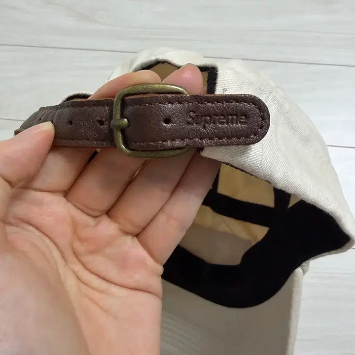 [SOLD OUT] 슈프림 워시드 치노 캠프캡 내추럴