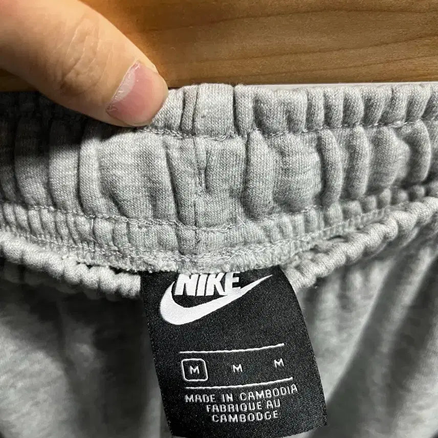 [BUNJANG] Nike Swoosh Sweat Banding Jogger Pants / 30-32 나이키 스우시 스웻 밴딩 조거팬츠 바지 정품