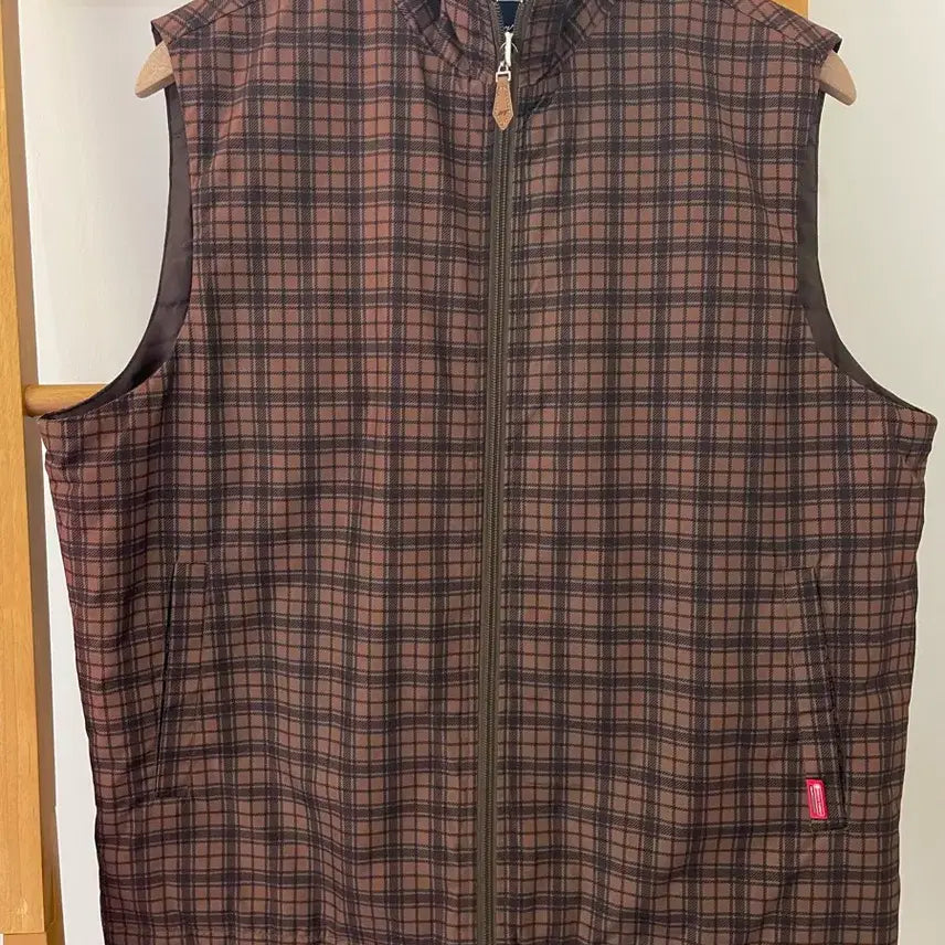 [BUNJANG] Mizuno Brown Check Padded Vest / 미즈노 브라운 체크 패턴 패딩조끼(사이즈L)