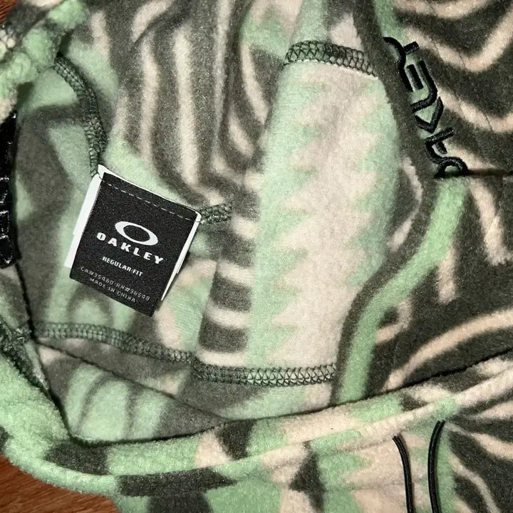 [BUNJANG] Oakley Fleece Balaclava Mint Pattern / 오클리 플리스 바라클라바 민트 패턴
