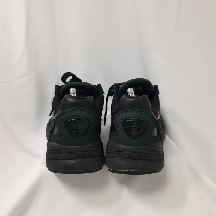 [BUNJANG] Adidas Falcon Sneakers / 빈티지하서 255 아디다스 팔콘  스니커즈