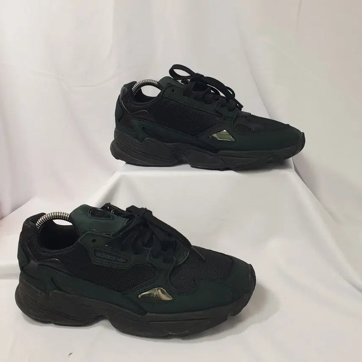 [BUNJANG] Adidas Falcon Sneakers / 빈티지하서 255 아디다스 팔콘  스니커즈