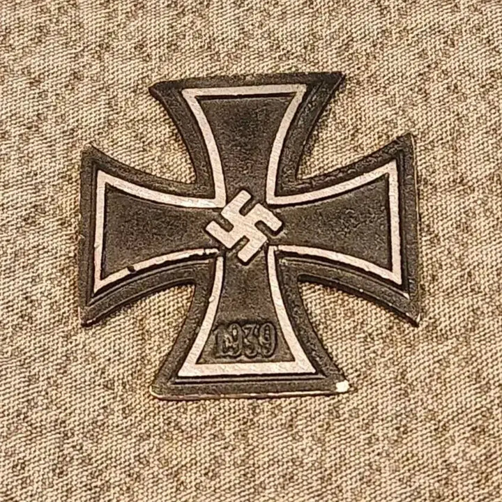 [SOLD OUT] WW2 세계 2차대전 철십자 훈장 장식