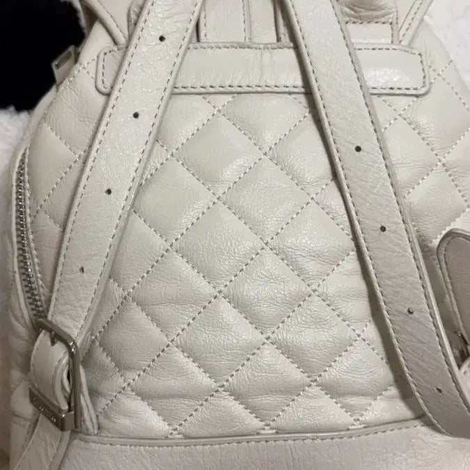 [BUNJANG] 3.times Arcon Quilted Backpack Ivory / 쓰리타임즈 아콘 퀼티드 백팩 아이보리