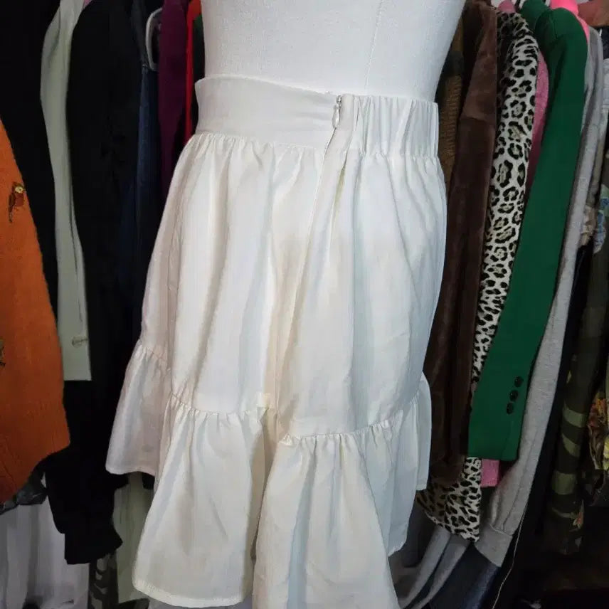 [BUNJANG] Zara Tweed Color-block Flare Jacket + White Frill Skirt Set / 자라 트위드 배색 플레어 자켓+화이트 프릴 스커트