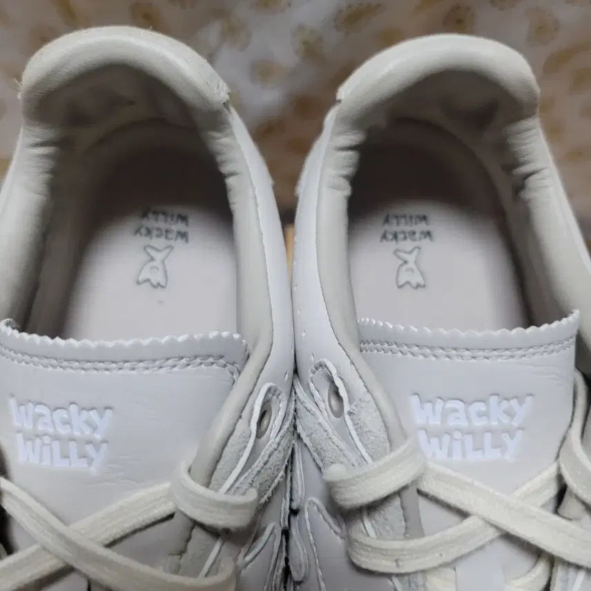 [BUNJANG] Wakiwilly Origin Sneakers - Ecru - Women&