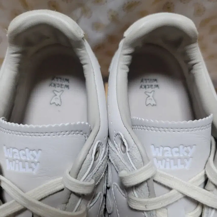 [BUNJANG] Wakiwilly Origin Sneakers - Ecru - Women&