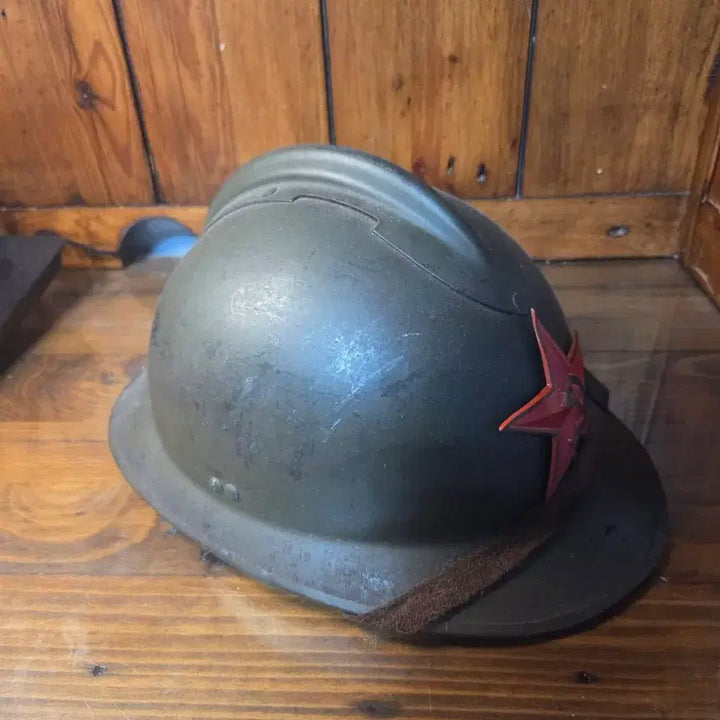 [BUNJANG] French Adrian Helmet (WW2) with Soviet Replica Mark / WW2 세계이차대전 프랑스군 철모 아드리안 헬멧 소련군 아드리안 헬멧